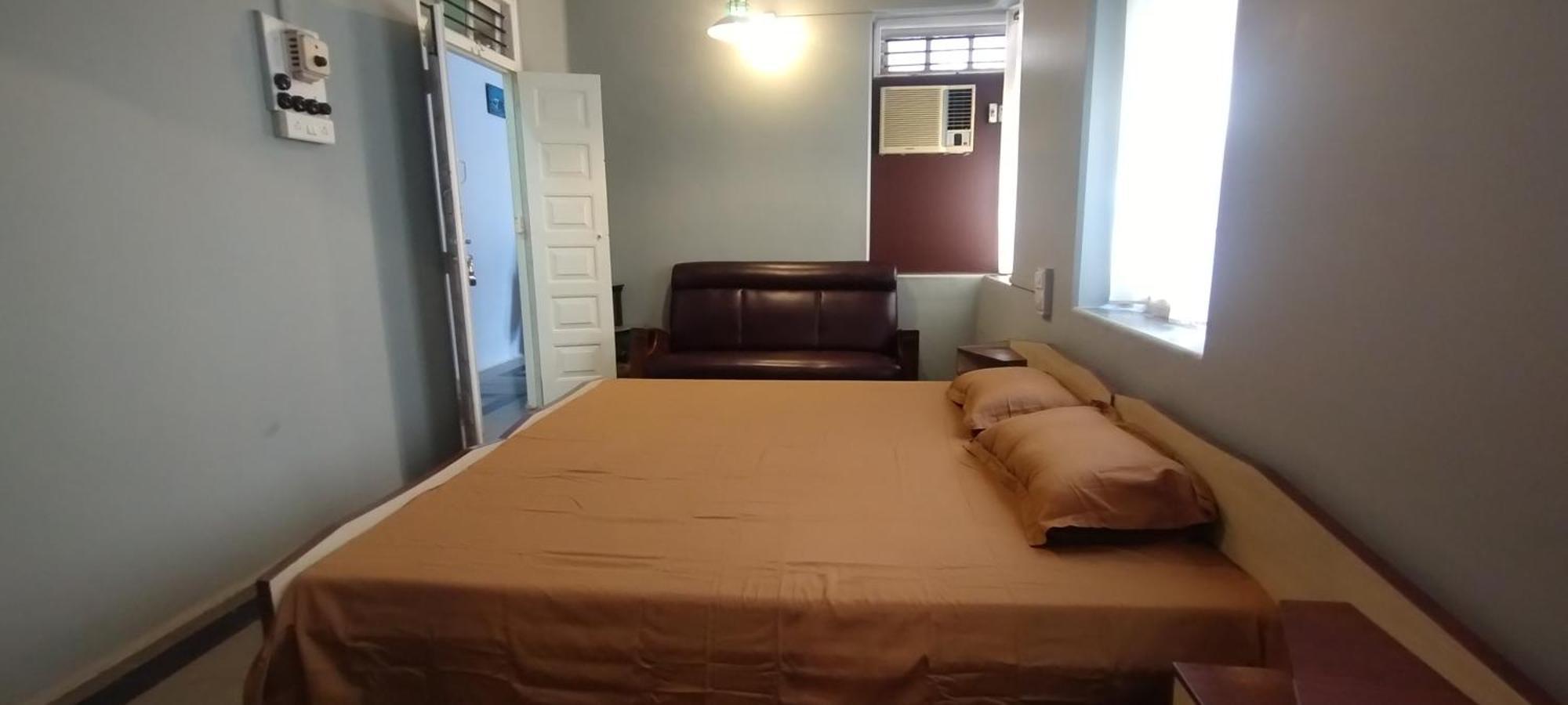 Apartment Madhav Bhavan *